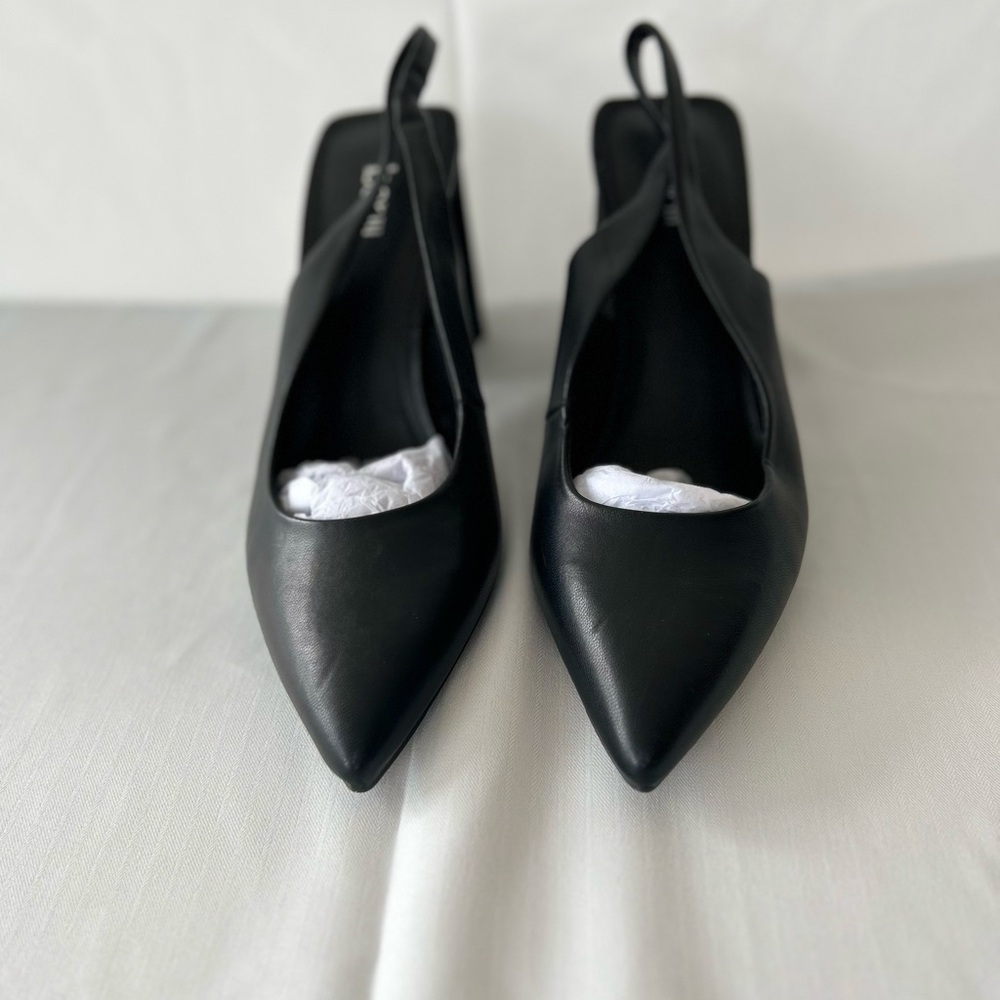 Woman shoes